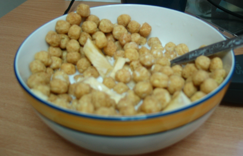 A Cap'n Crunch, Banana & Milk Bowl